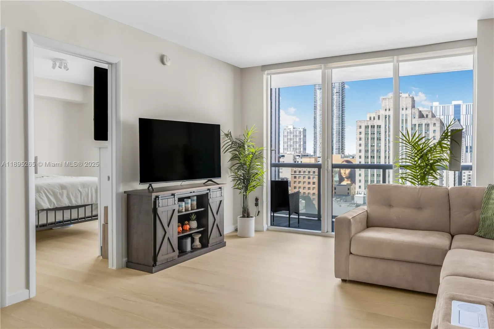 50 Biscayne Blvd, #1505