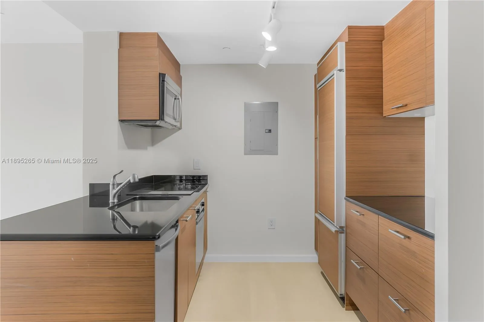 50 Biscayne Blvd, #1505