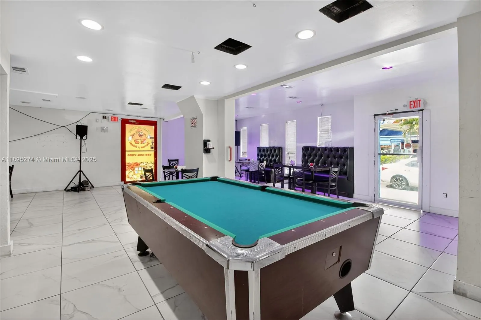 Restaurant / Cafeteria for Sale in Hialeah