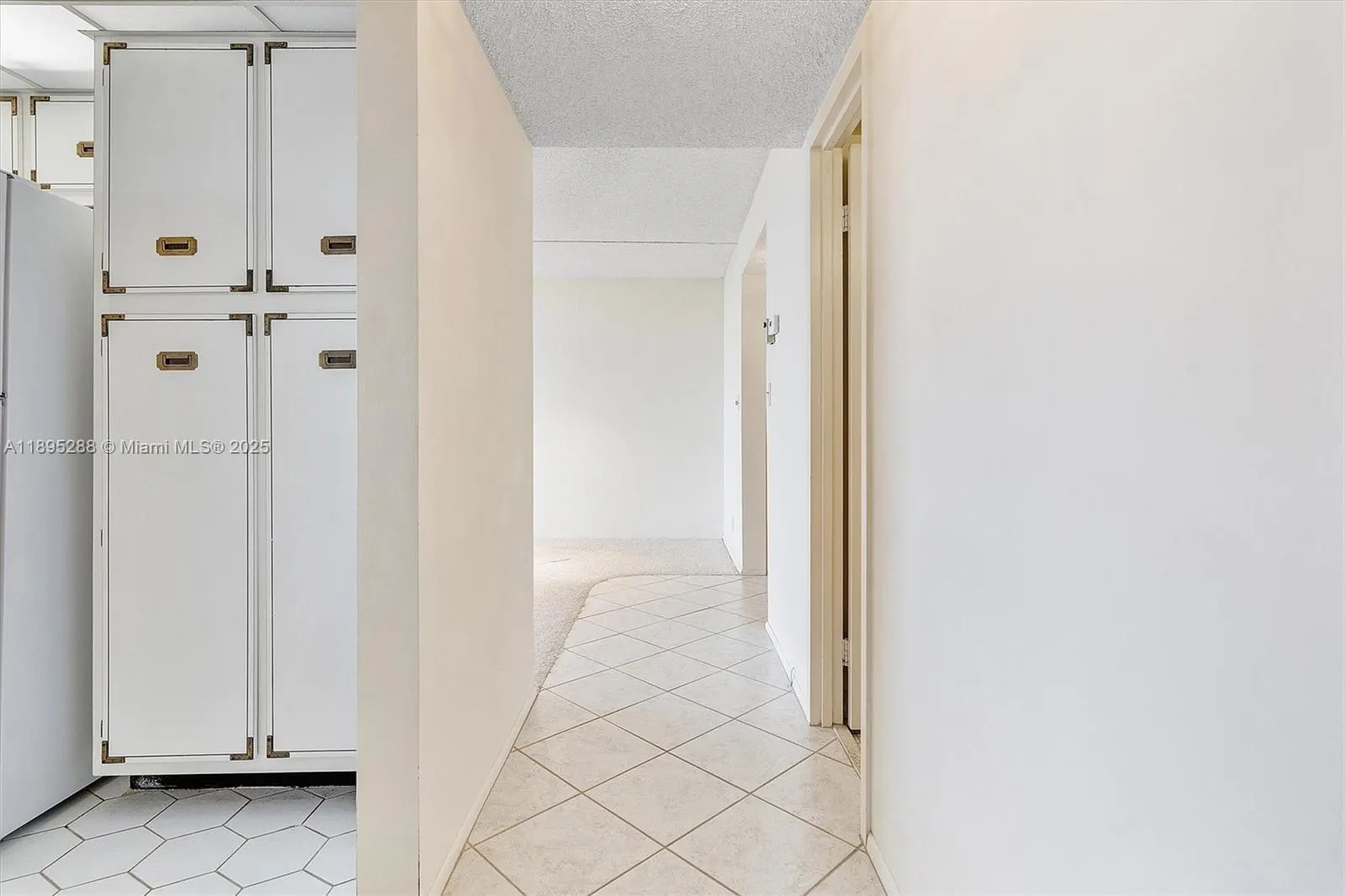 600 Parkview Dr, #625