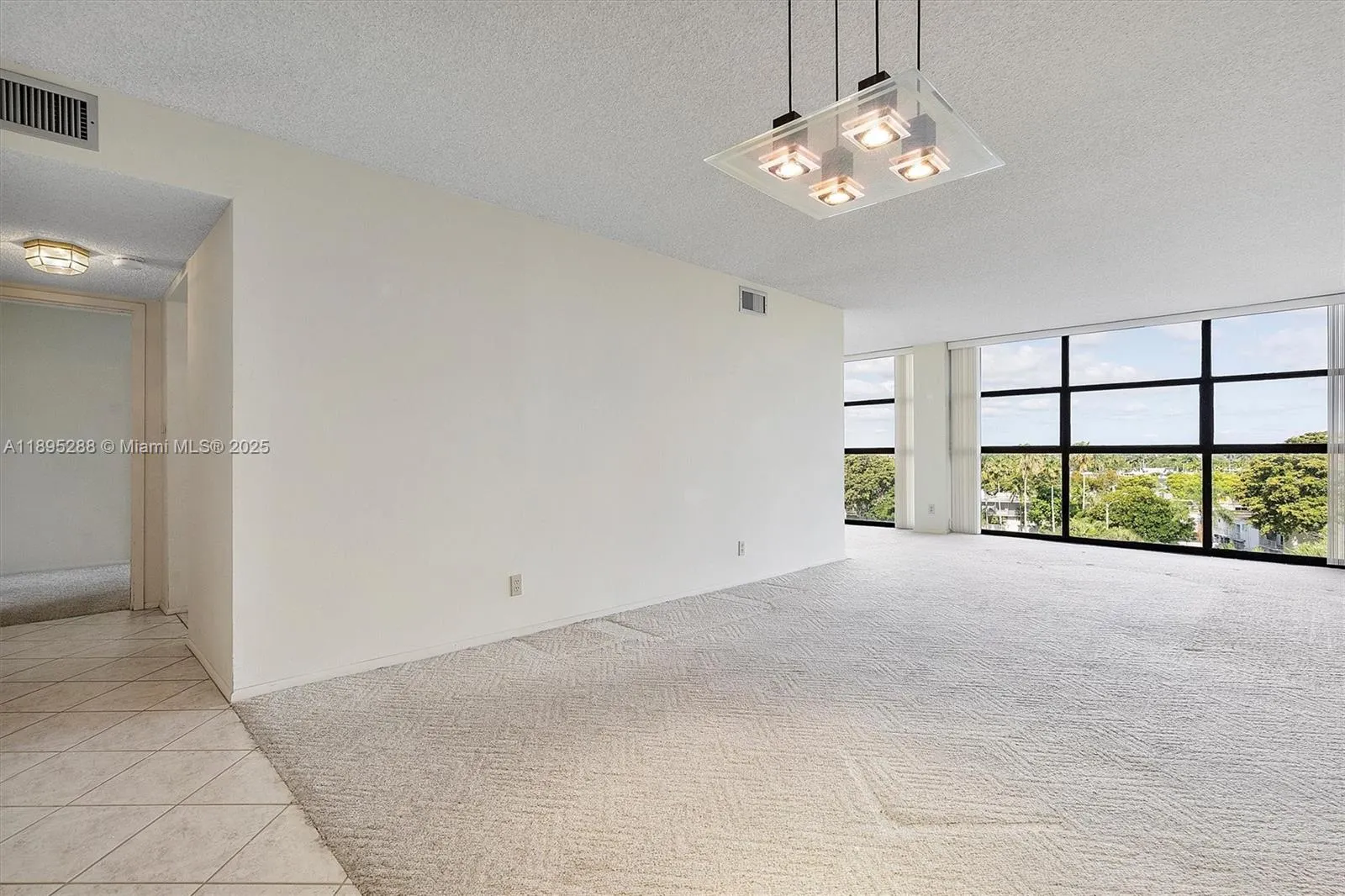 600 Parkview Dr, #625