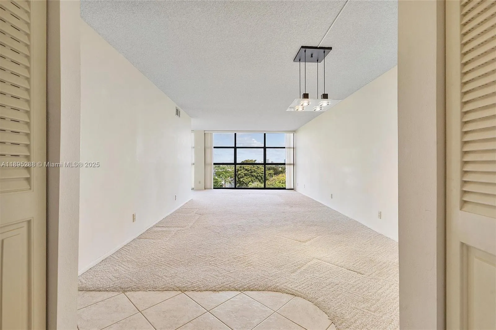 600 Parkview Dr, #625