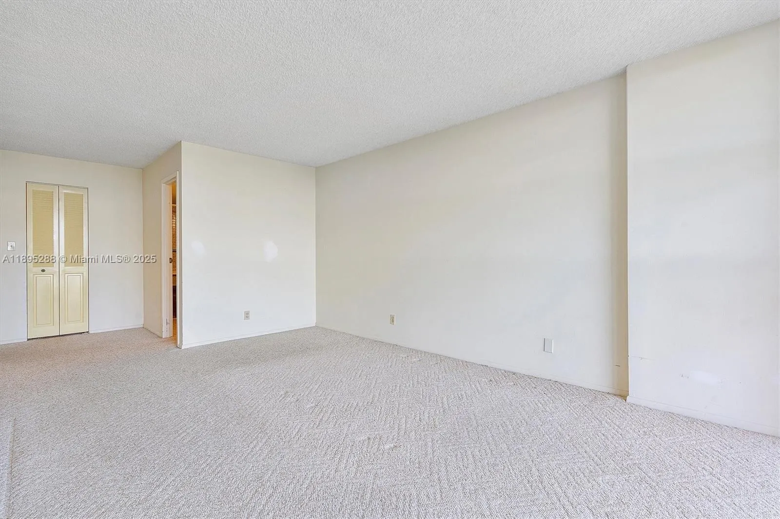600 Parkview Dr, #625