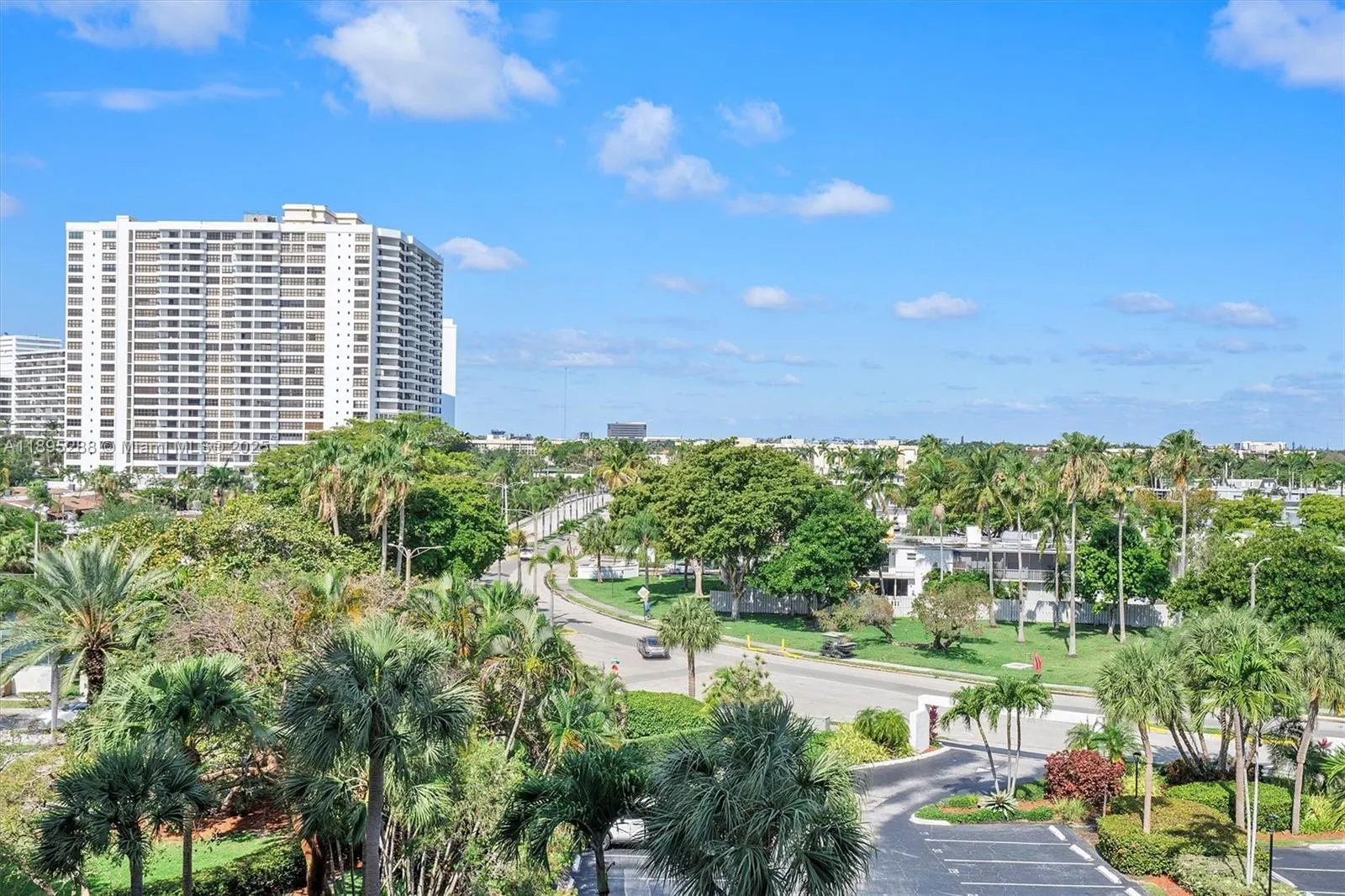 600 Parkview Dr, #625
