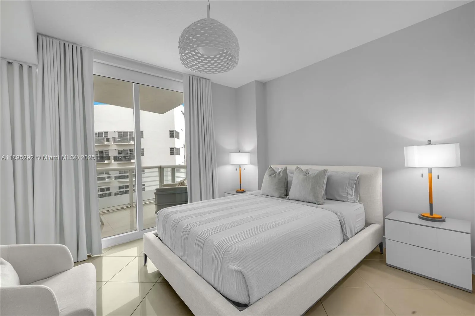 3801 Collins Ave, #704