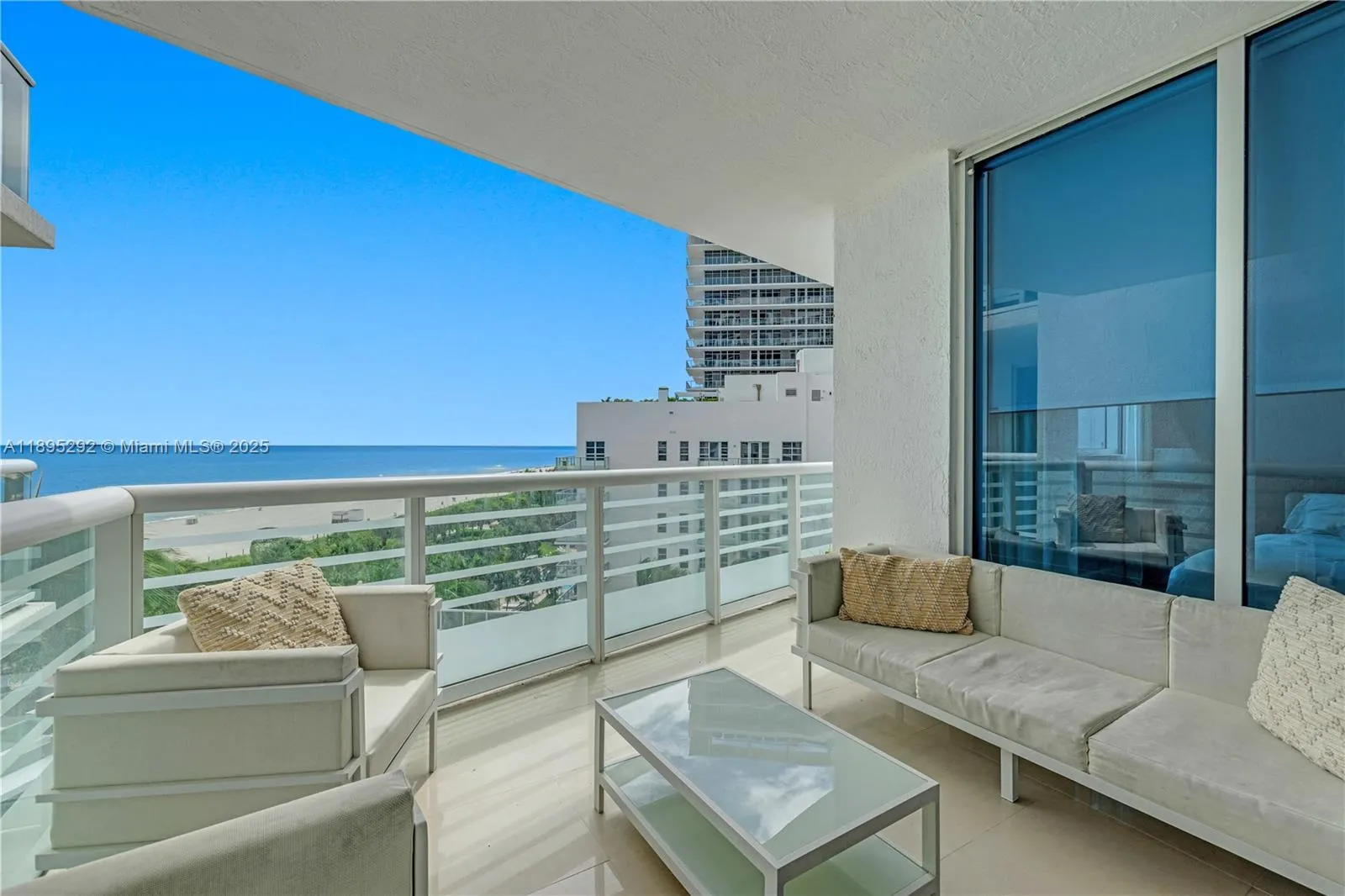 3801 Collins Ave, #704