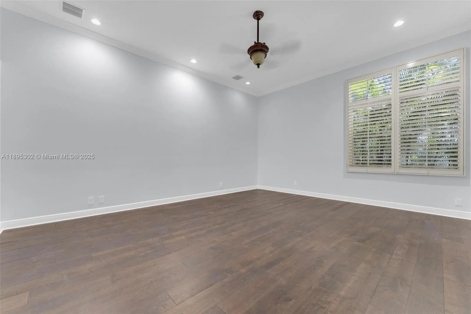 2468 Bay Isle Ct