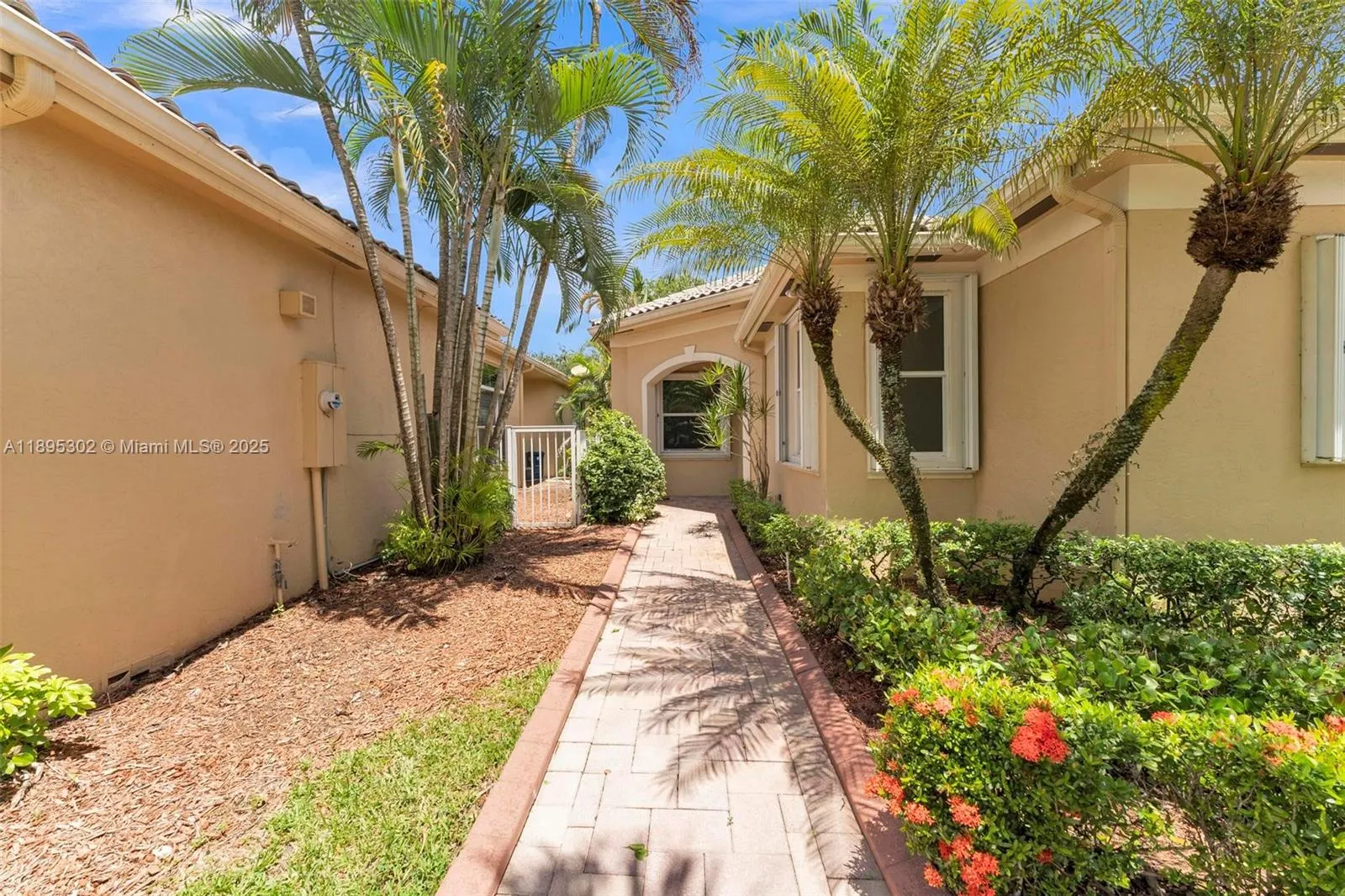 2468 Bay Isle Ct