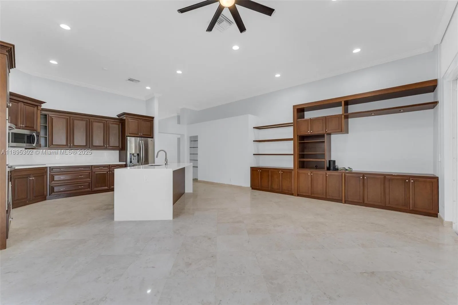 2468 Bay Isle Ct
