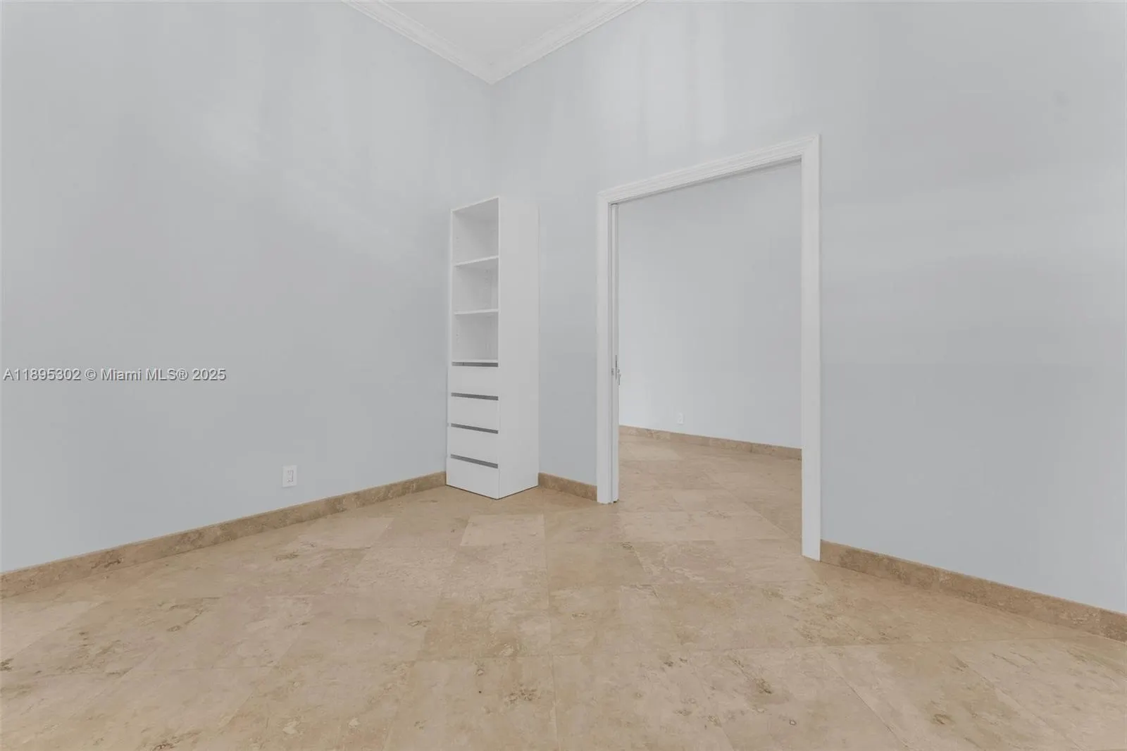 2468 Bay Isle Ct