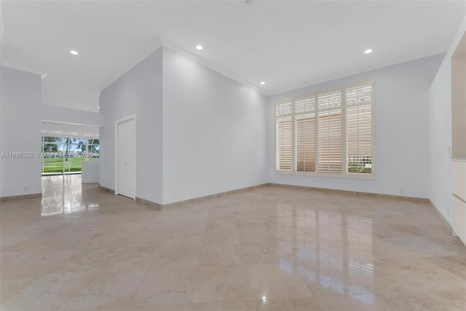 2468 Bay Isle Ct