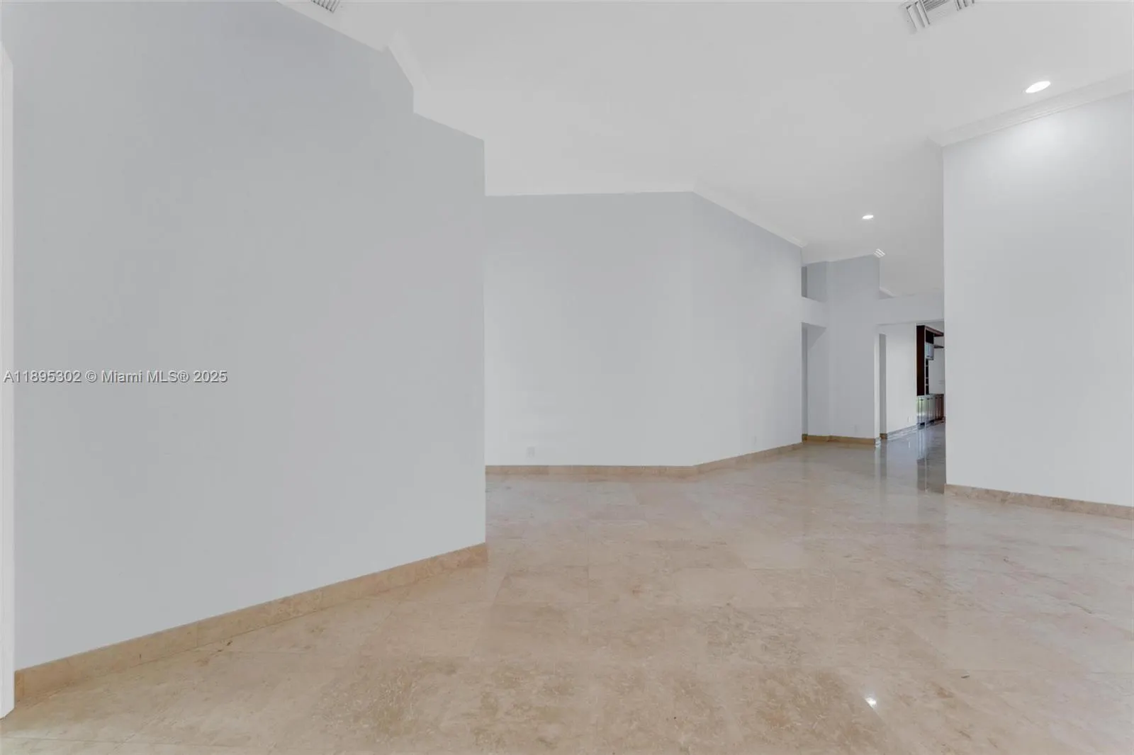2468 Bay Isle Ct