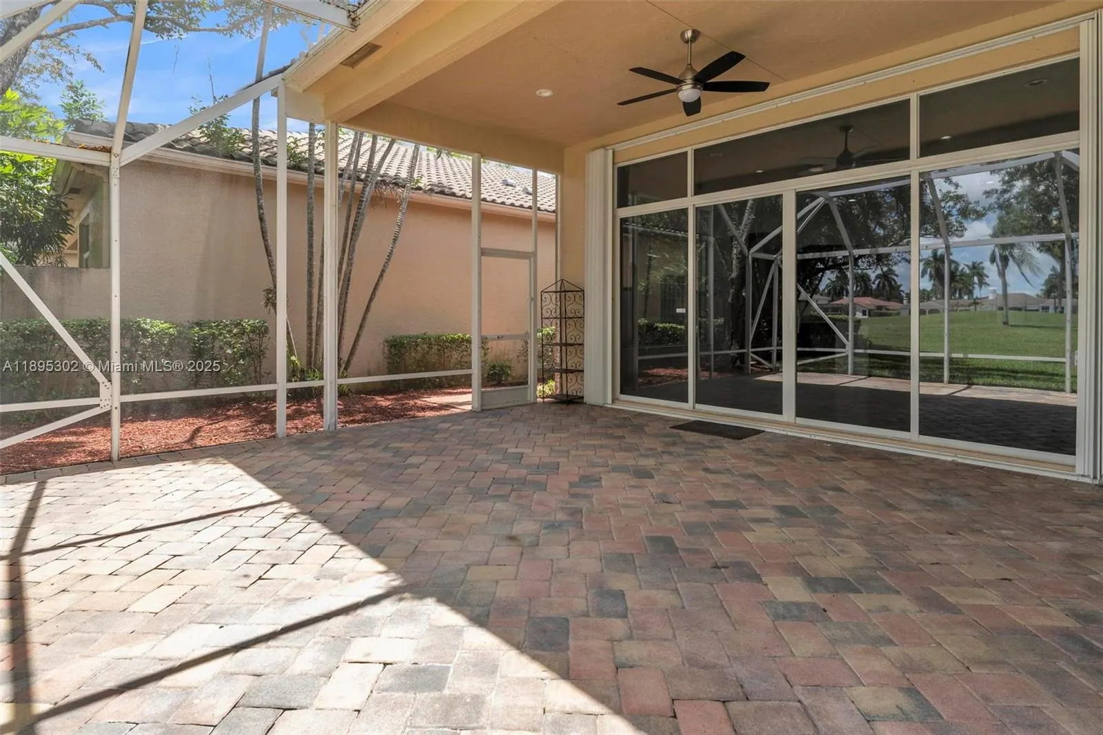 2468 Bay Isle Ct