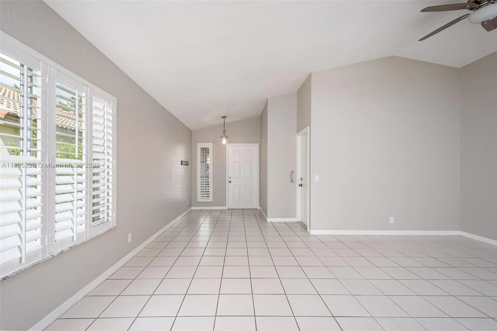 1524 Canary Island Dr, #1524