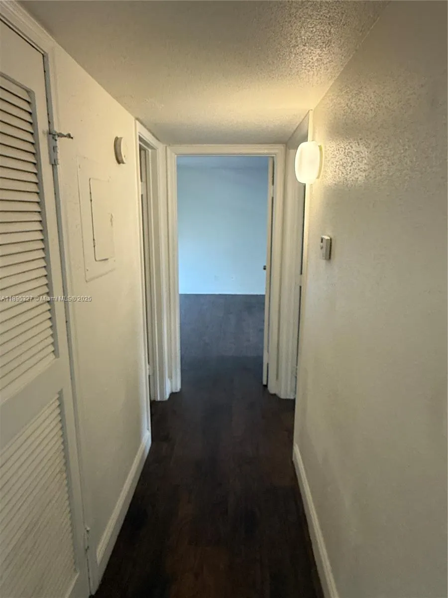 833 Riverside Dr, #834