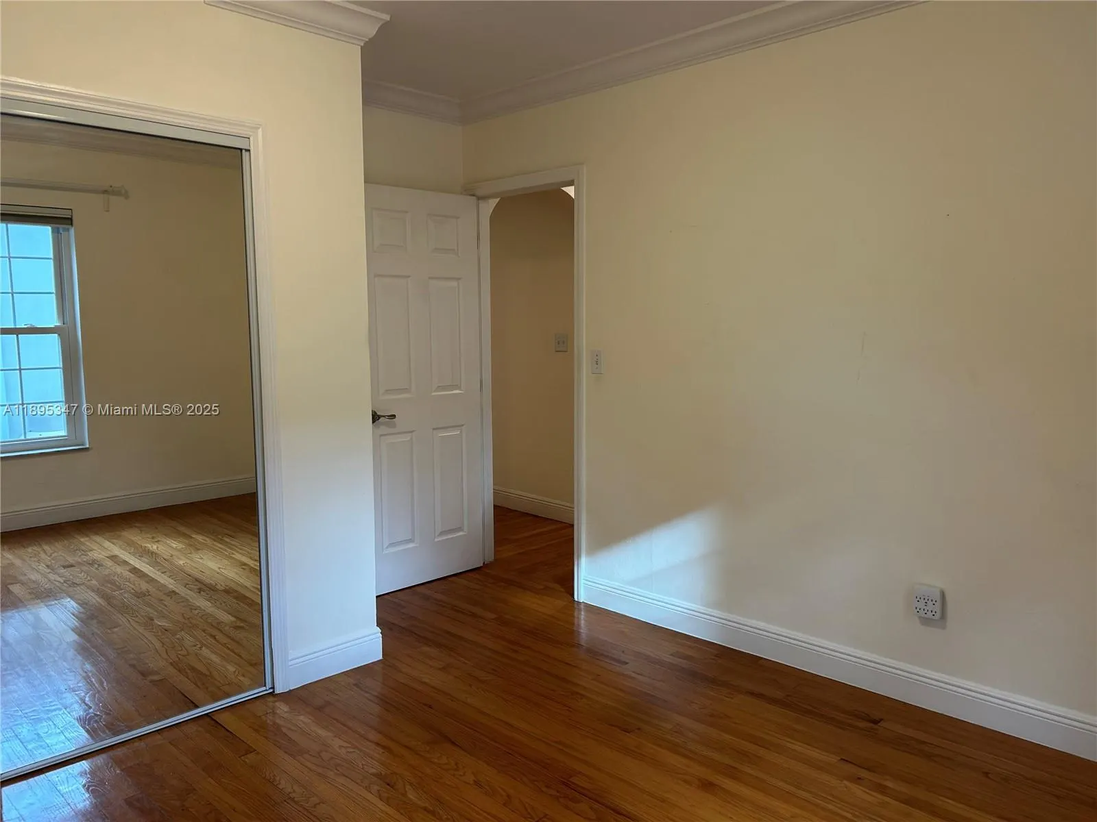 641 Zamora Ave