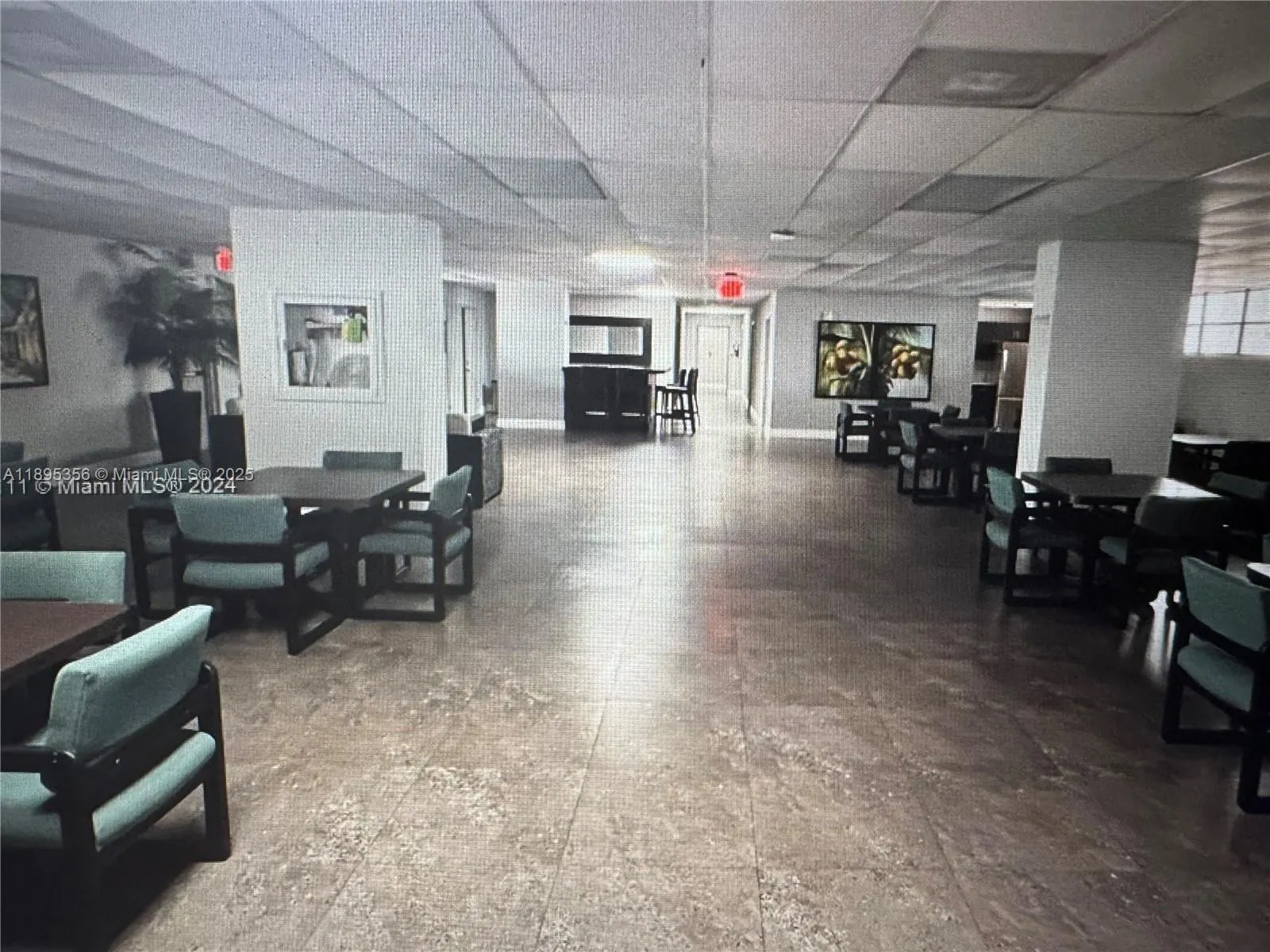 200 Leslie Dr, #317