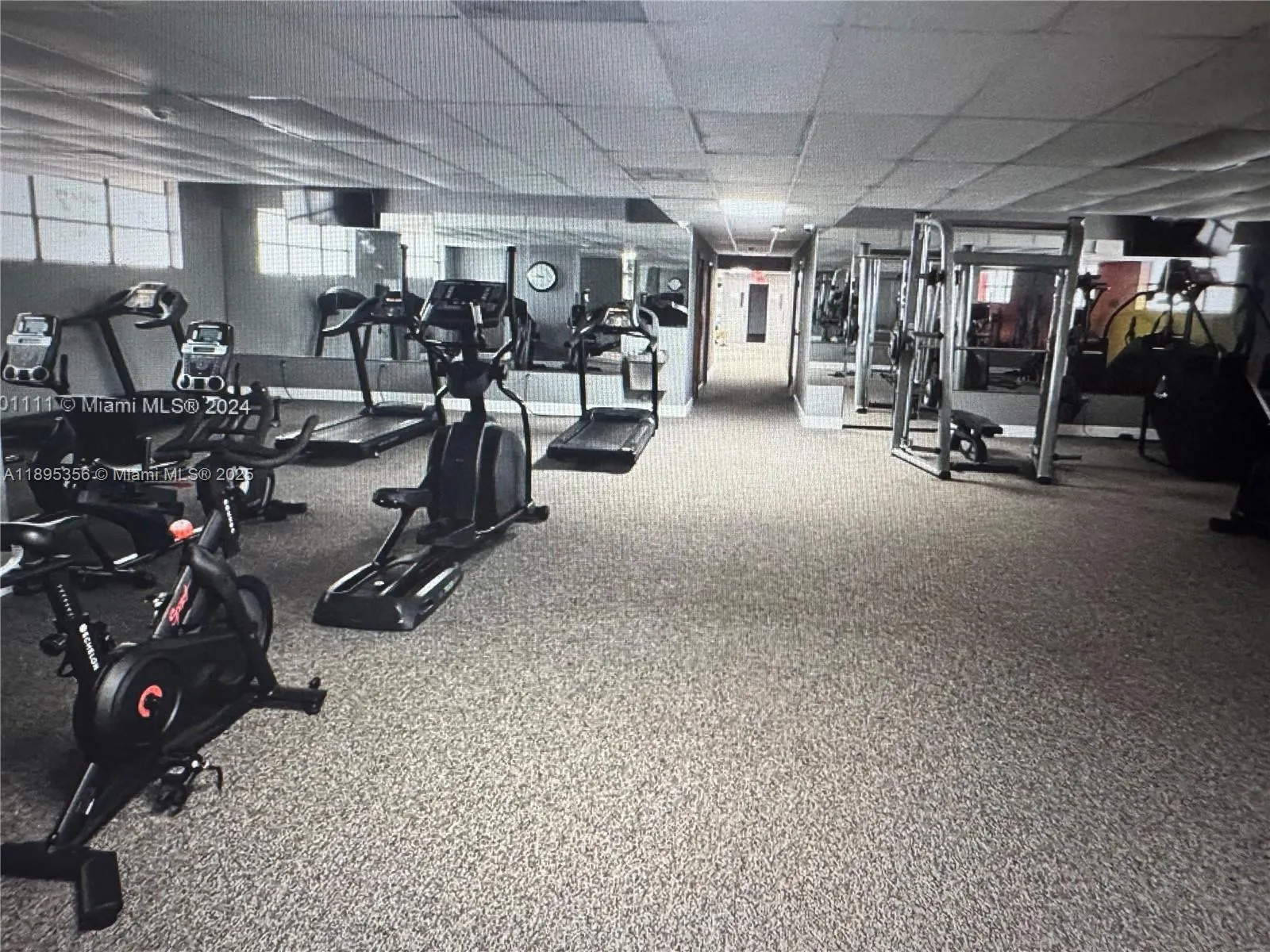 200 Leslie Dr, #317