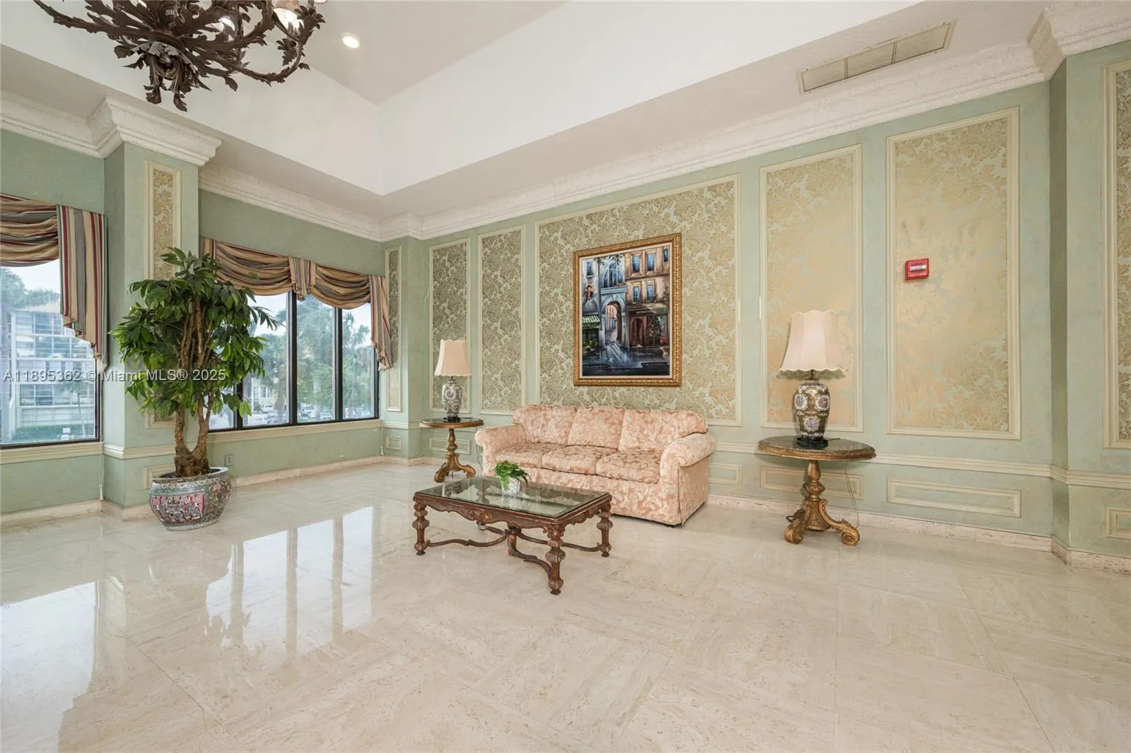 600 Three Islands Blvd, #214