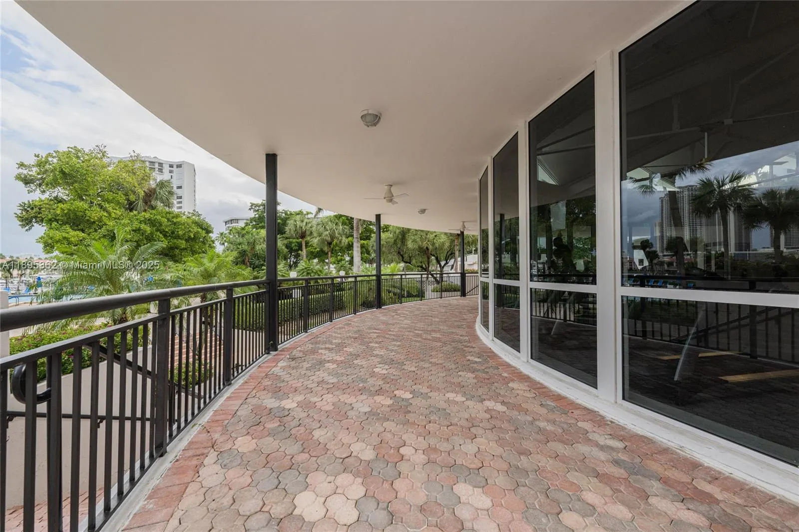 600 Three Islands Blvd, #214