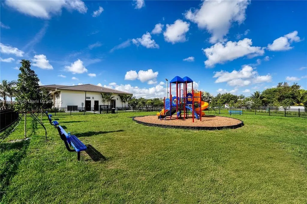 12428 NW 23rd Ct