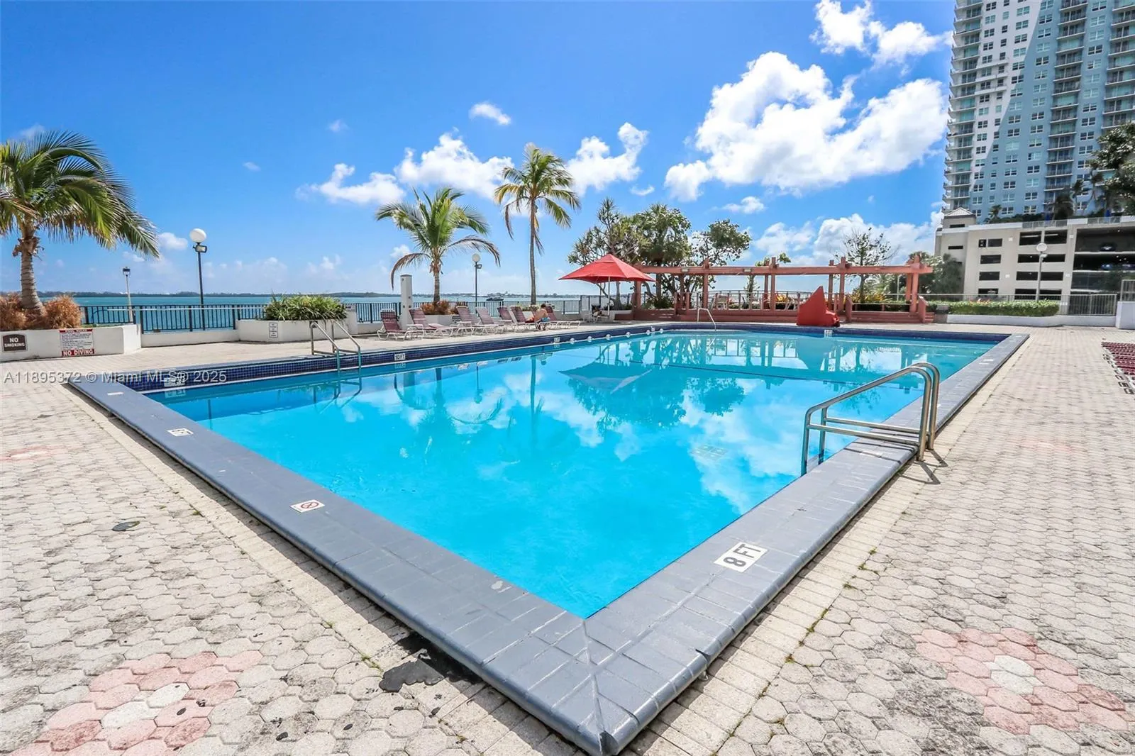999 Brickell Bay Dr, #1005