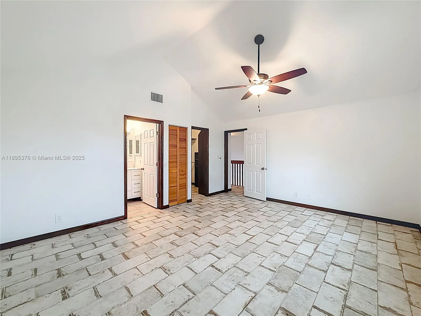 9802 SW 57th St, #0