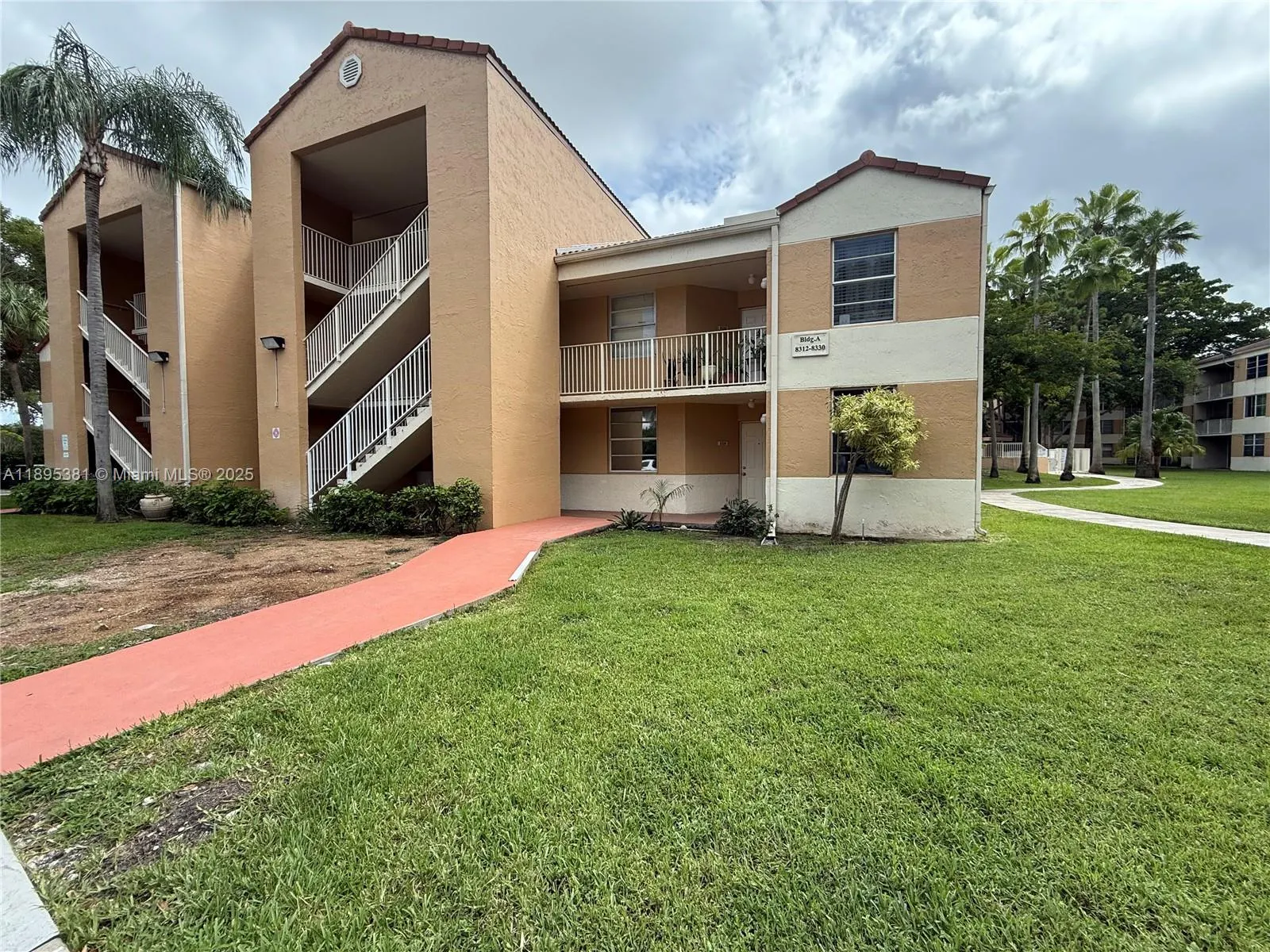 8318 NW 24th St, #8318