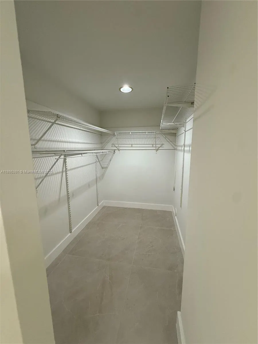 8318 NW 24th St, #8318