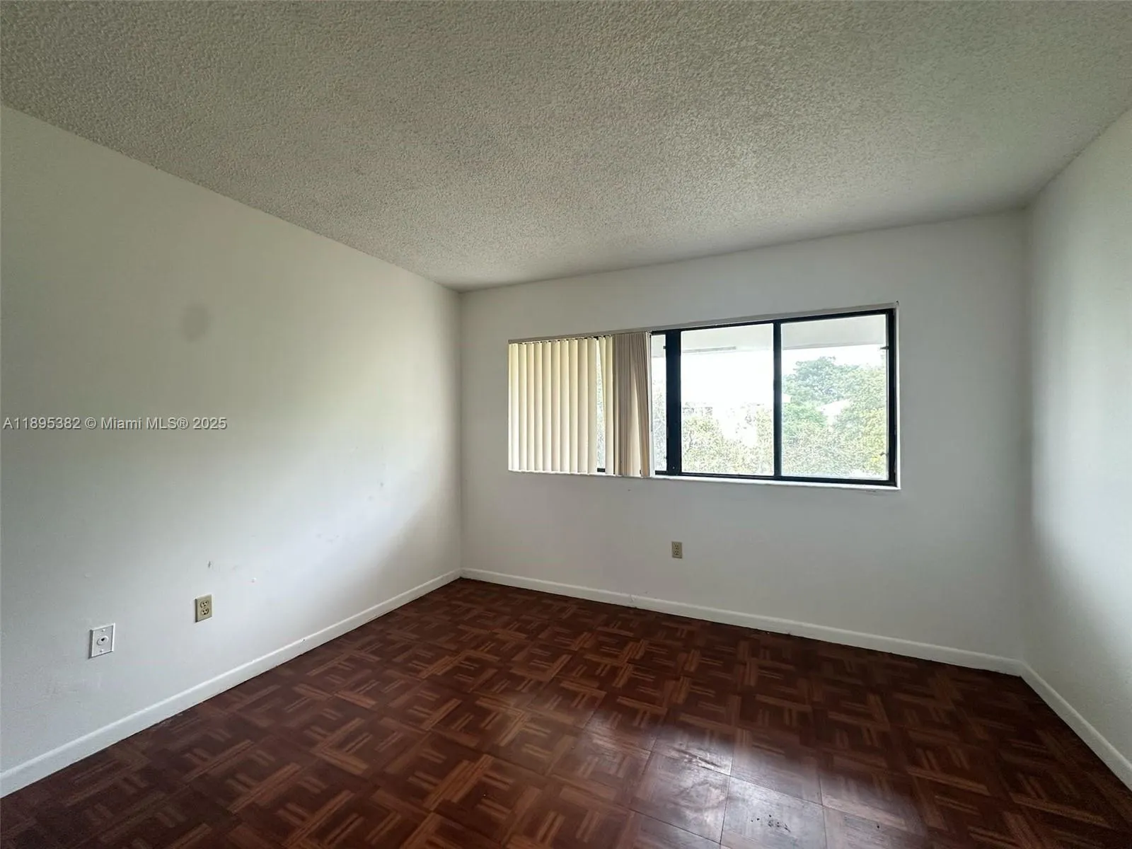 2550 SW 18th Ter, #2305