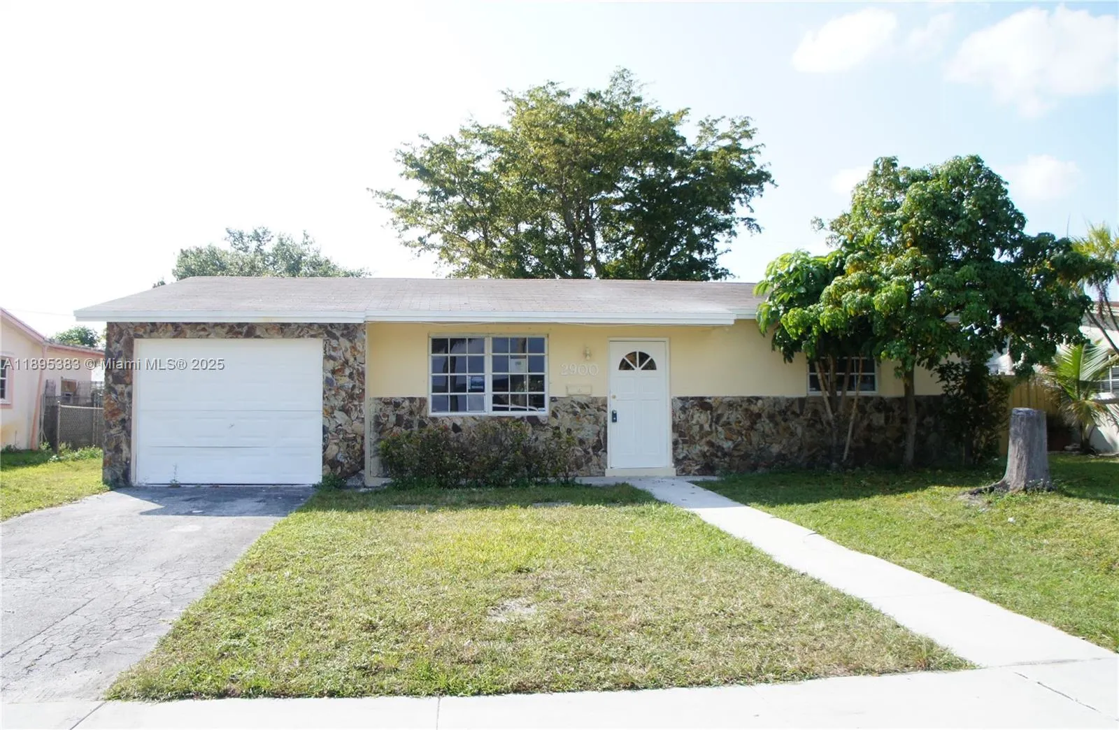 2900 N 73rd Ave