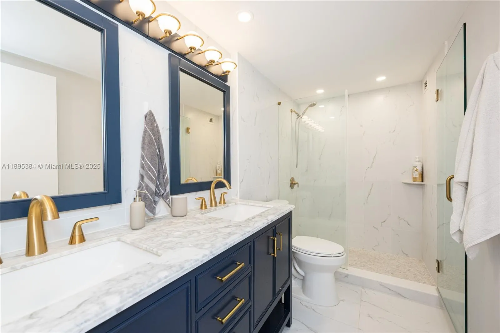 600 Three Islands Blvd, #214