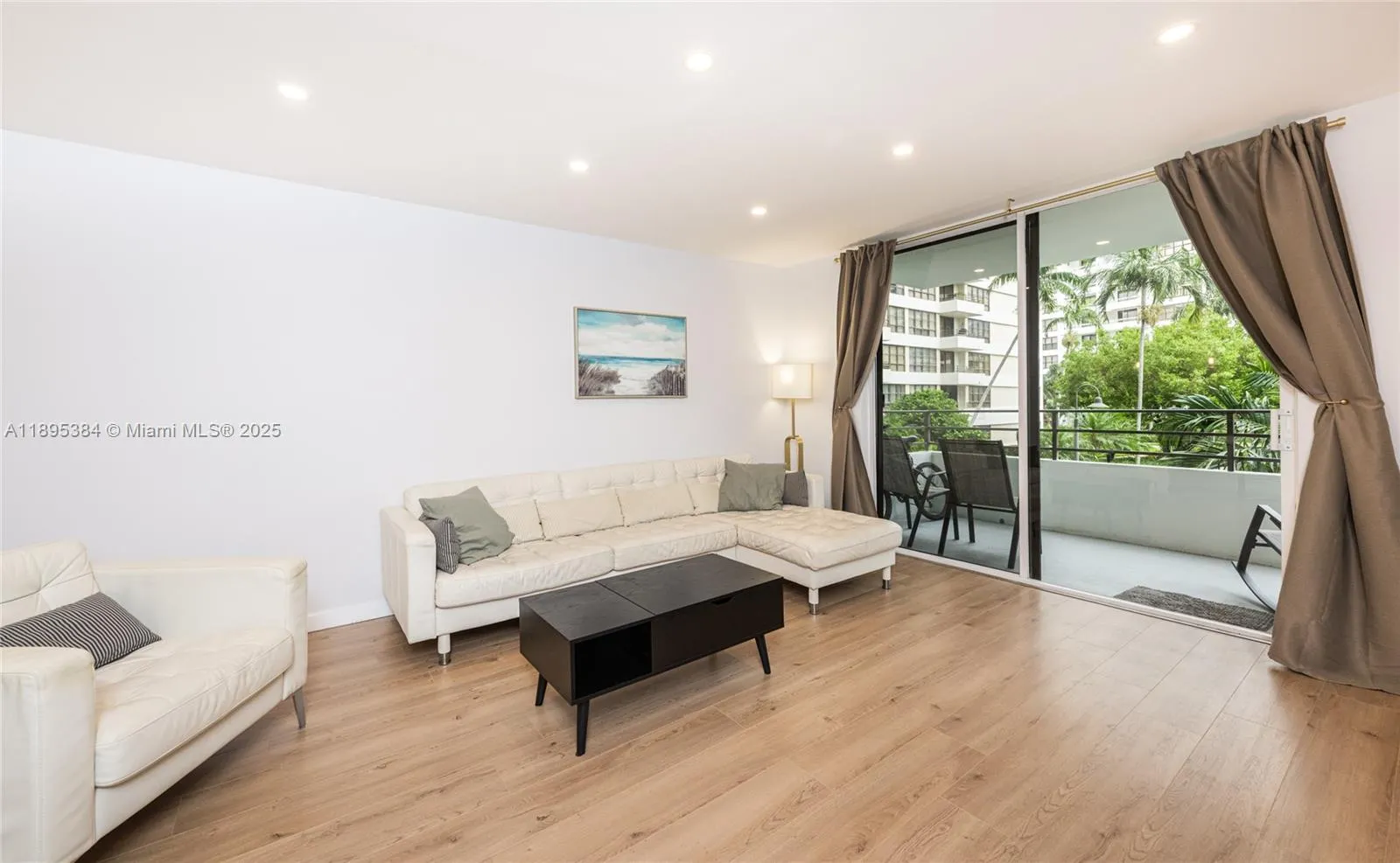 600 Three Islands Blvd, #214