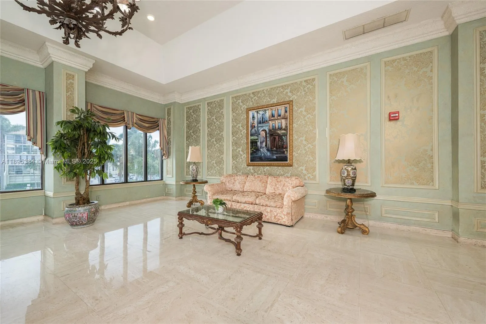 600 Three Islands Blvd, #214