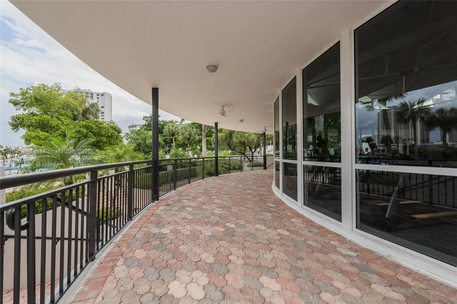 600 Three Islands Blvd, #214