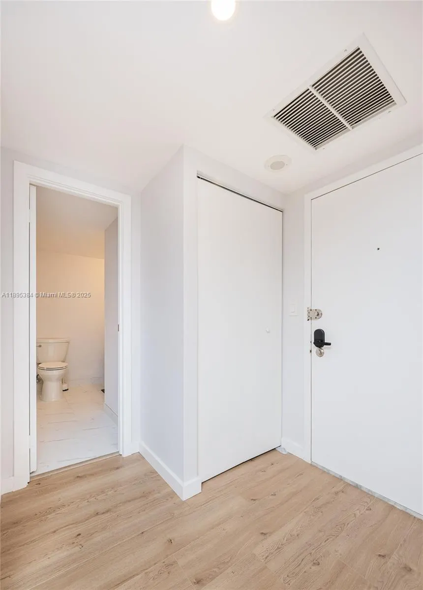 600 Three Islands Blvd, #214