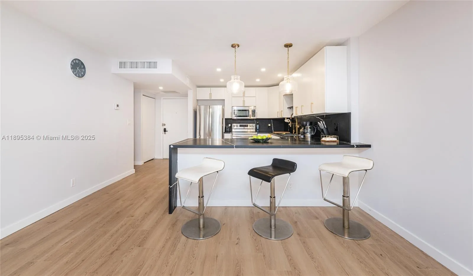 600 Three Islands Blvd, #214