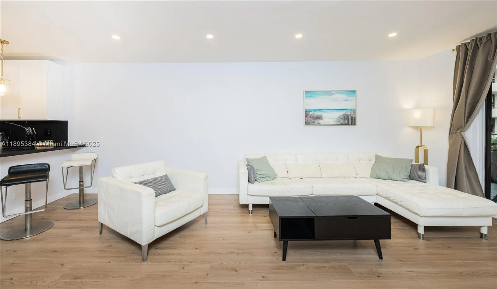 600 Three Islands Blvd, #214