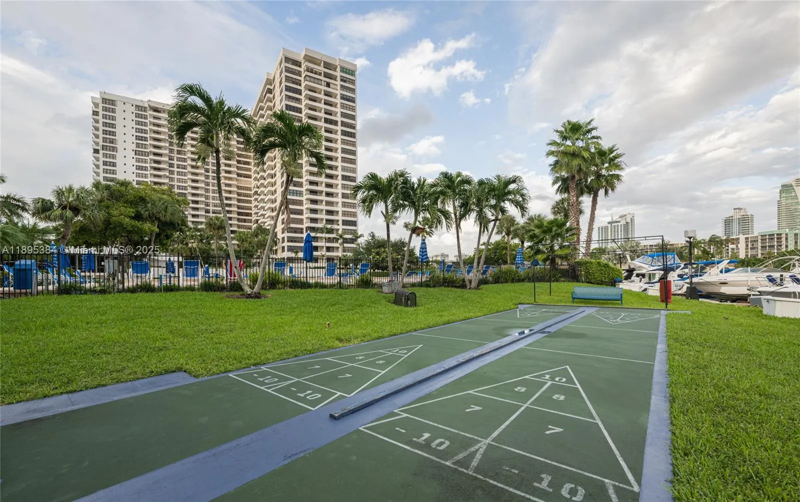 600 Three Islands Blvd, #214