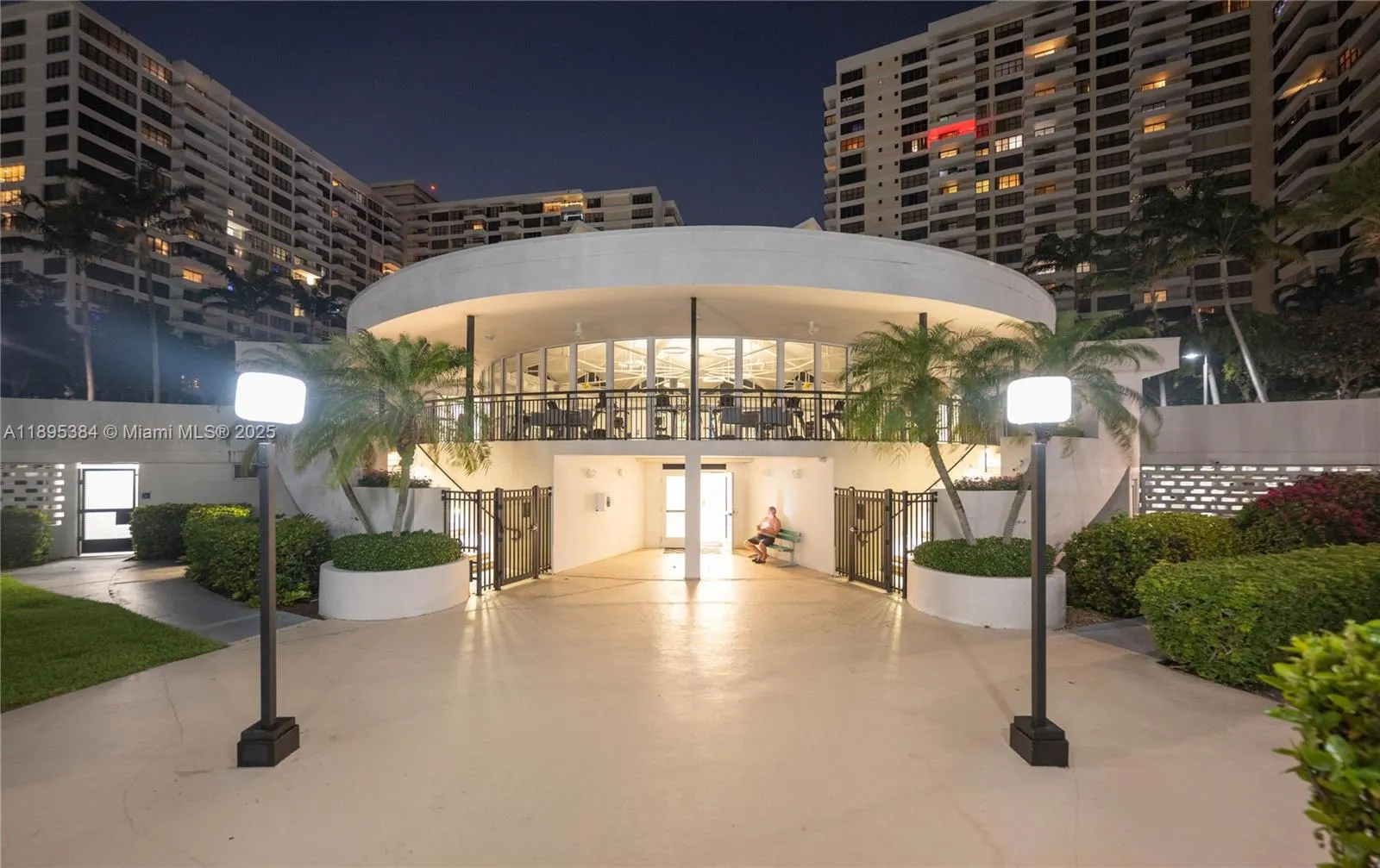 600 Three Islands Blvd, #214
