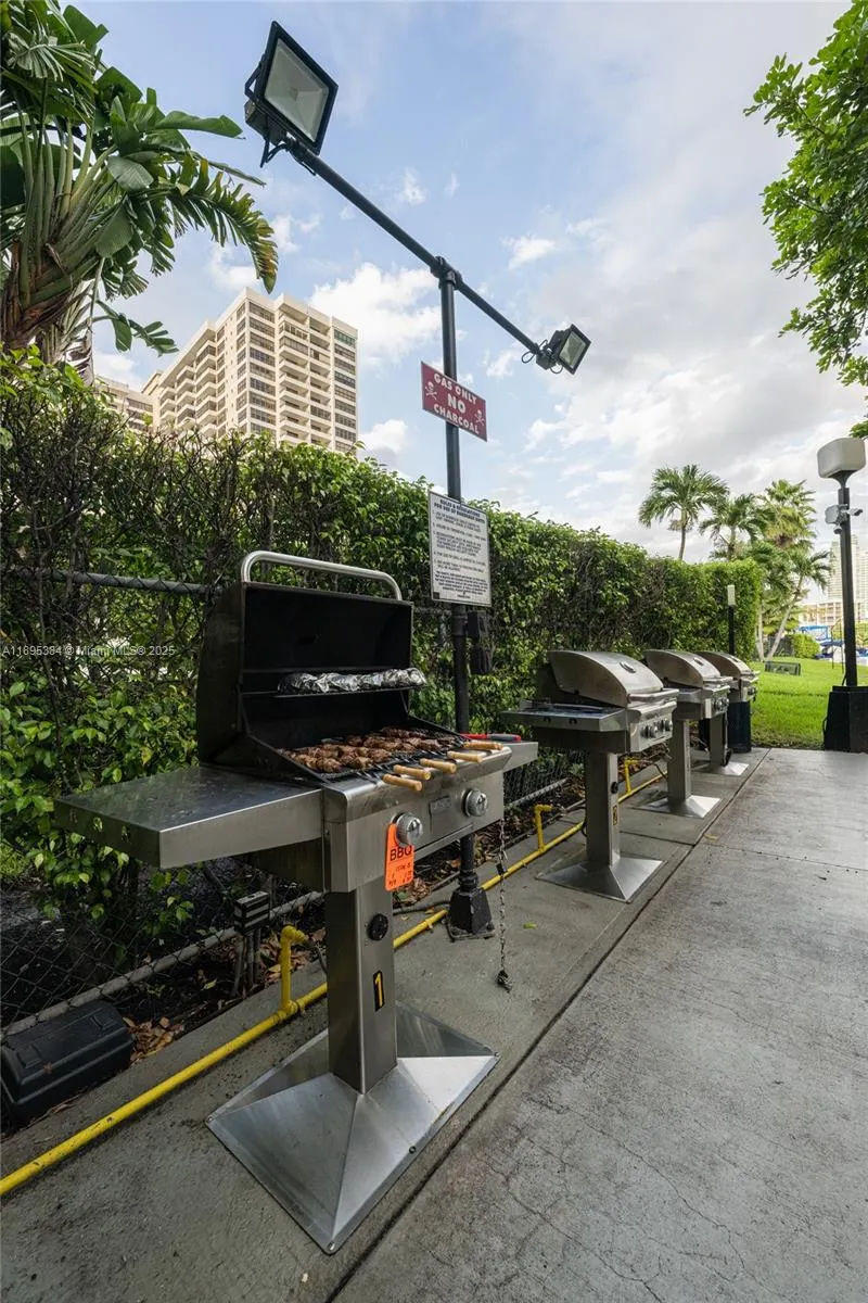 600 Three Islands Blvd, #214