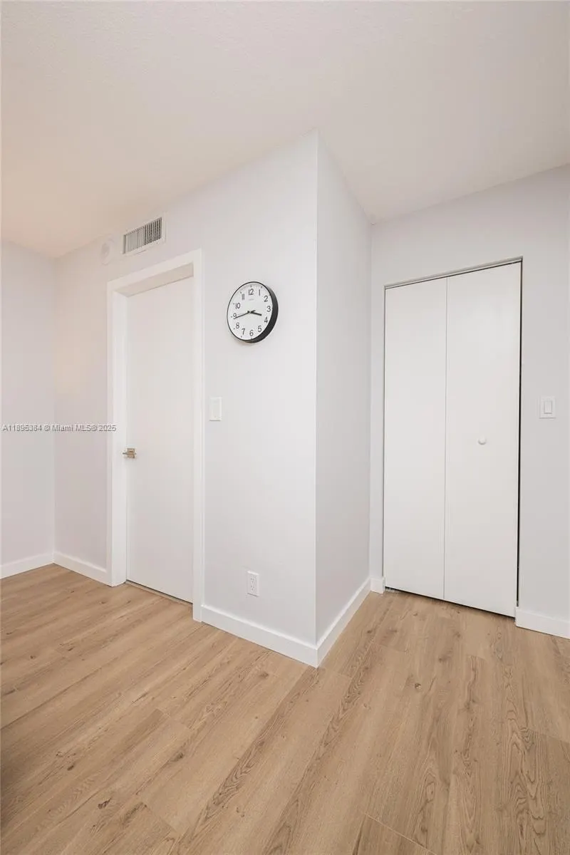 600 Three Islands Blvd, #214