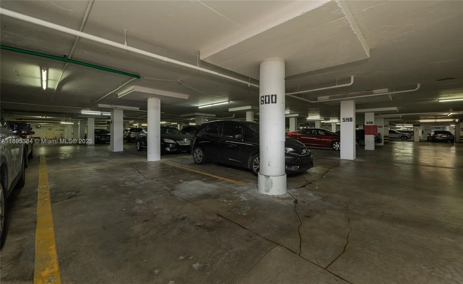 600 Three Islands Blvd, #214