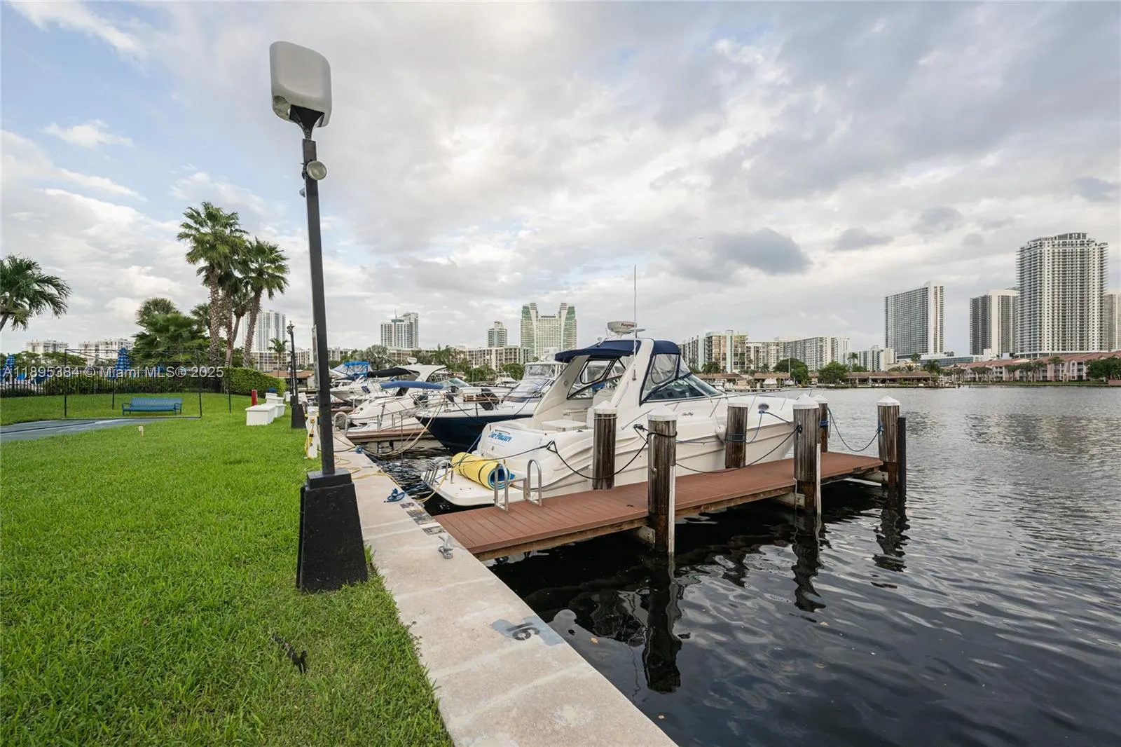 600 Three Islands Blvd, #214