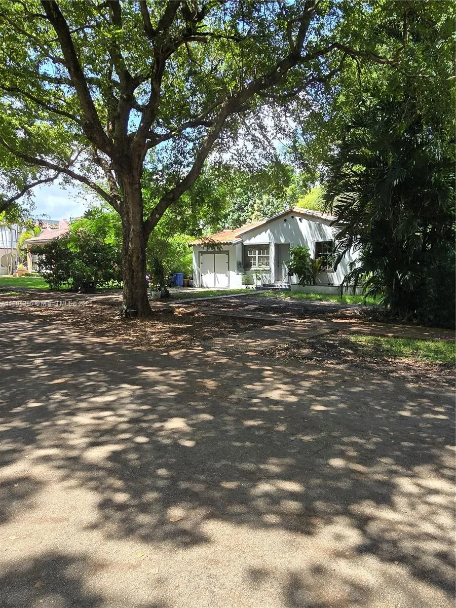 103 Romano Ave