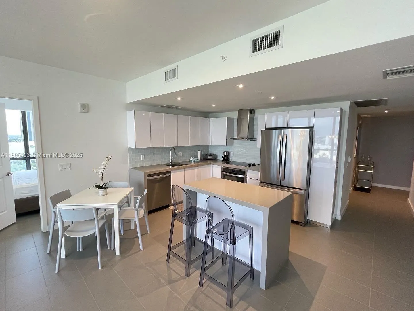 1600 NE 1st Ave, #1220