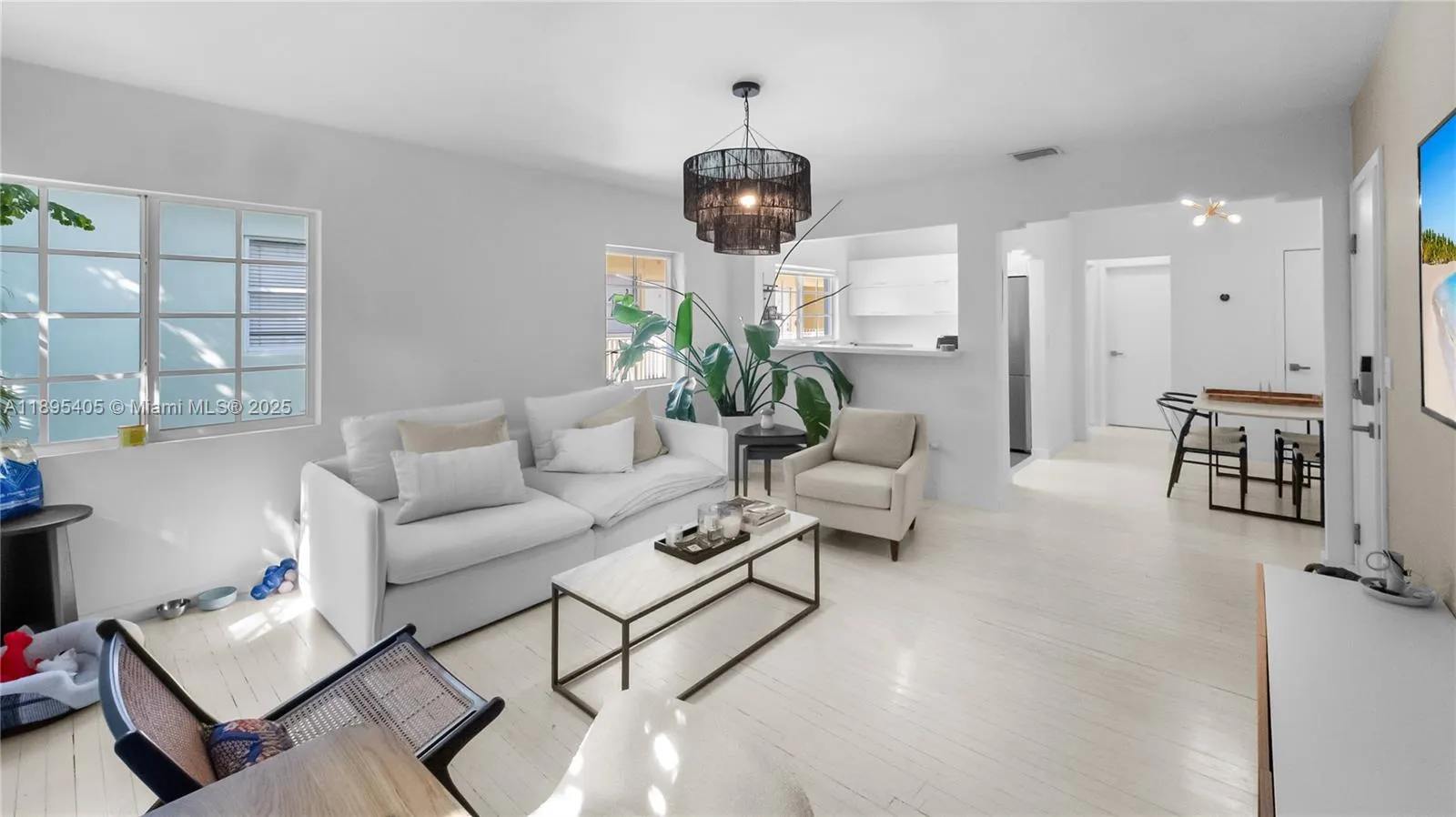 645 Michigan Ave, #A