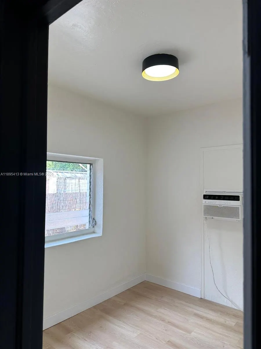 12287 NE 7th Ave, #1