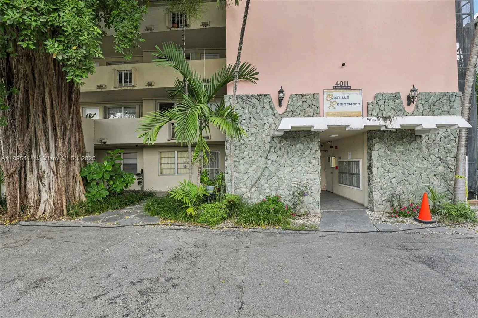 4011 N Meridian Ave, #21