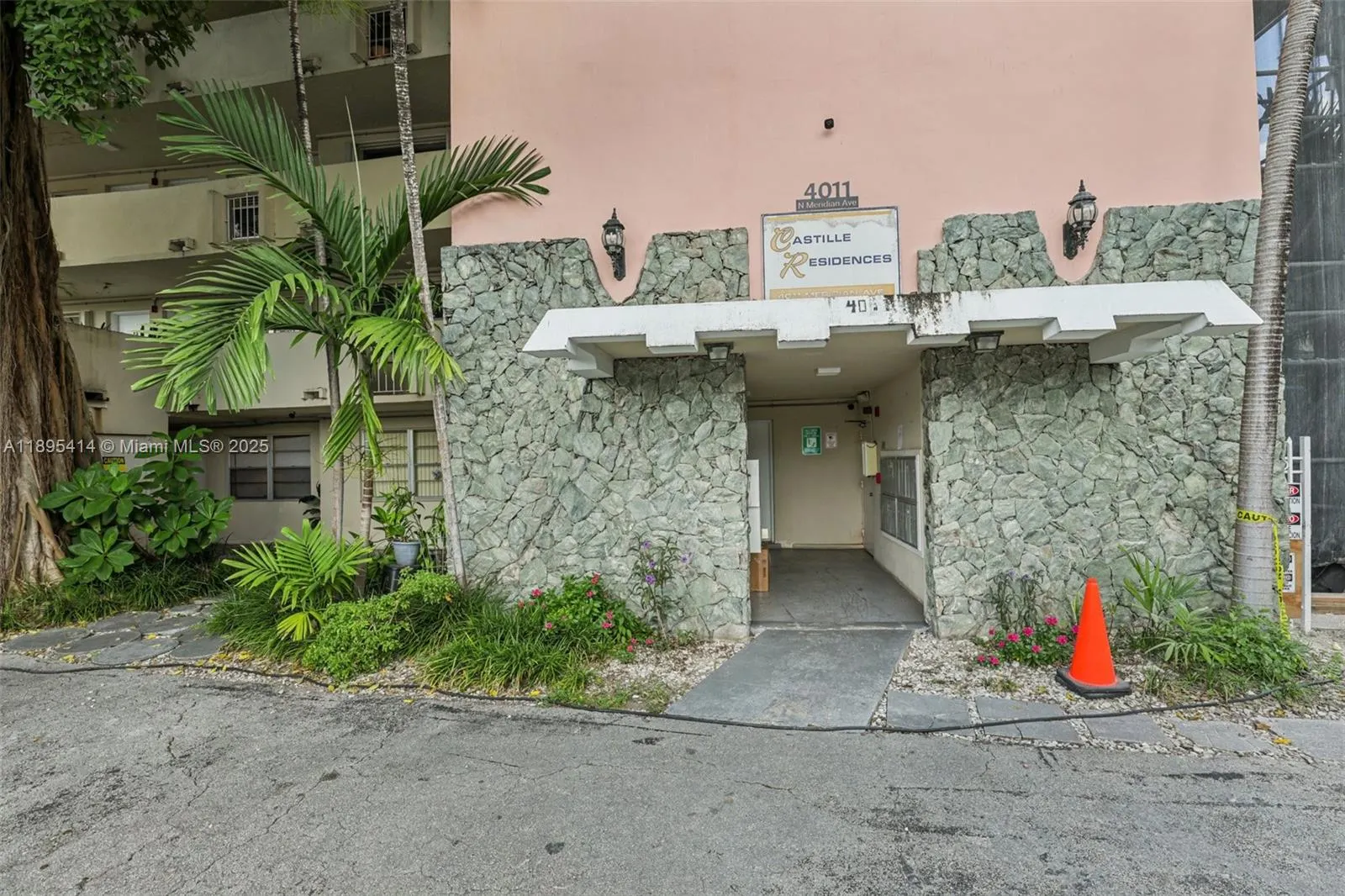 4011 N Meridian Ave, #21